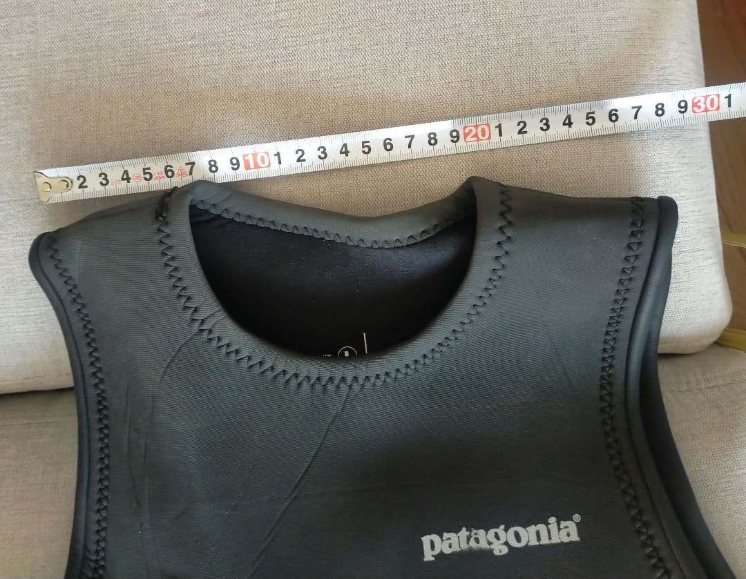 patagonia ウェットスーツベスト 黒　タッパー　ウエットベスト　未使用