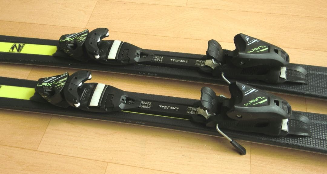 ■■送料無料■HEAD■ジュニア用スキーフルセット■板147靴25■WAX済■■