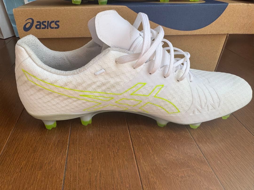 asics ACROFIT サッカーシューズ ホワイト/イエロー