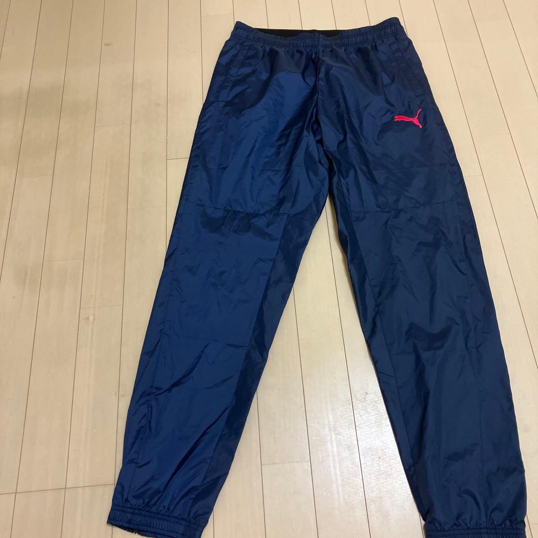 【未使用に近い】セレッソ大阪　PUMA 蛍光グリーン長袖シャツ ＆パンツセット