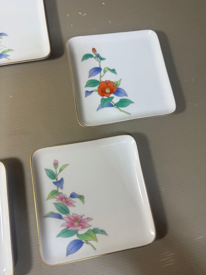 2595 香蘭社　茶席の花　皿　5客　金彩　未使用