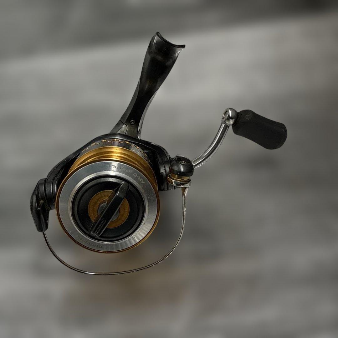 【底値】シマノ SHIMANO レアニウム CI4 2500S
