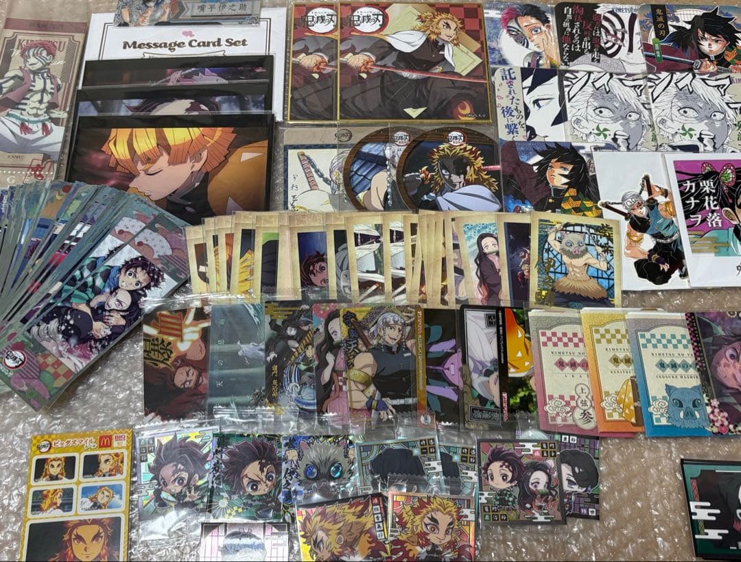 アニメグッズ キャラクターグッズ 紙類 紙雑貨 大量 まとめ売り