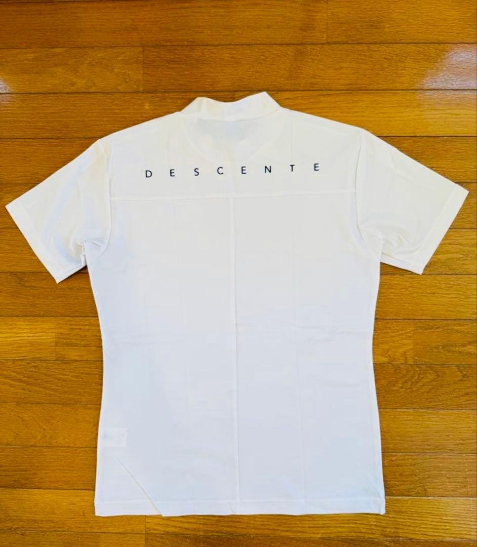 DESCENTE GOLF 半袖ハイネックシャツ&ショートパンツセット M