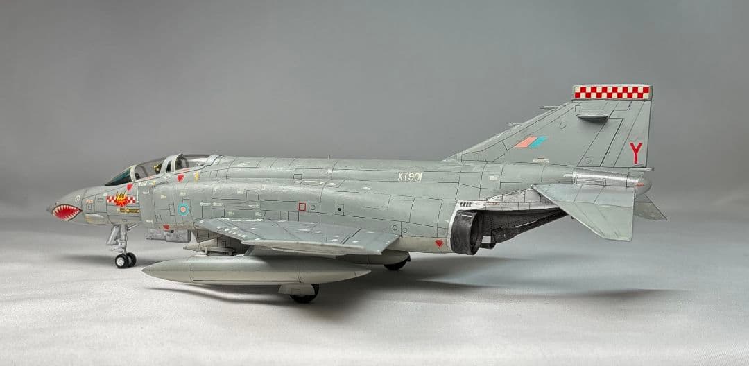 【完成品】フジミ 1/72 ブリティッシュ ファントム FGR.2 F-4