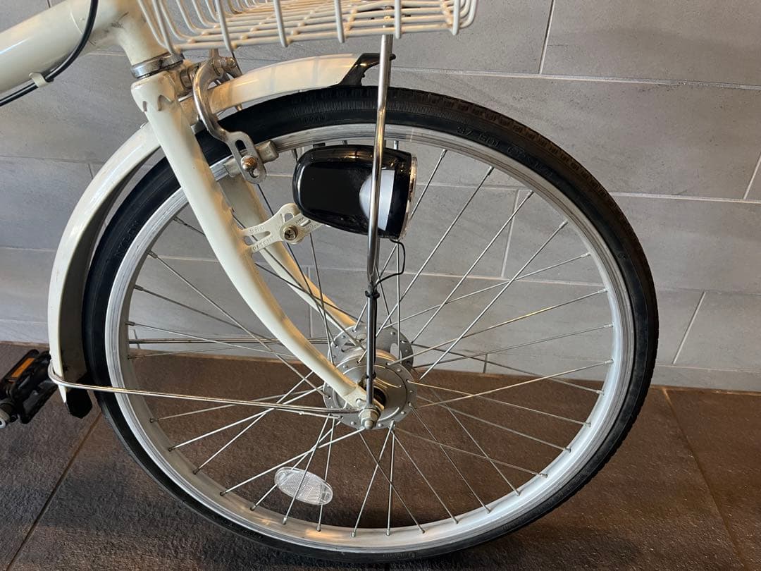 【東京近郊受渡し希望】22インチ自転車　オートライト シングルギア 前カゴ付き