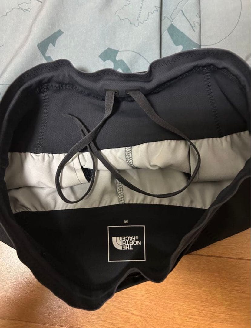 美品　ノースフェイス　ノベルティ エンデュリスレーシングショーツ　M