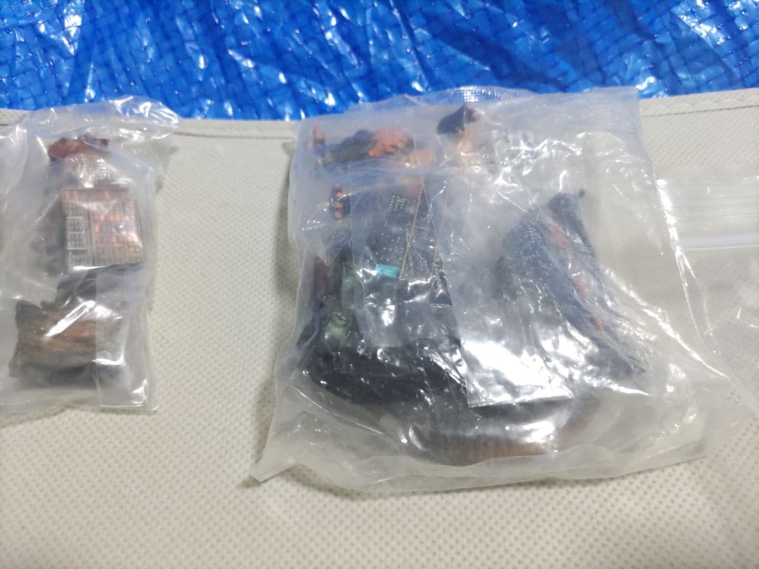 ゴジラ名鑑　未開封　ゴジラ対デストロイヤとゴジラ2000ミレニアム　入り　管理1