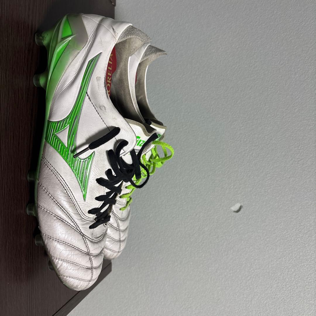 Mizuno Morelia ホワイト/グリーン スパイクシューズ