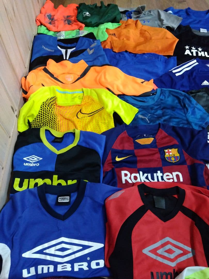サッカーシャツセット 小学生ATHLETAルースadidas日本代表umbro