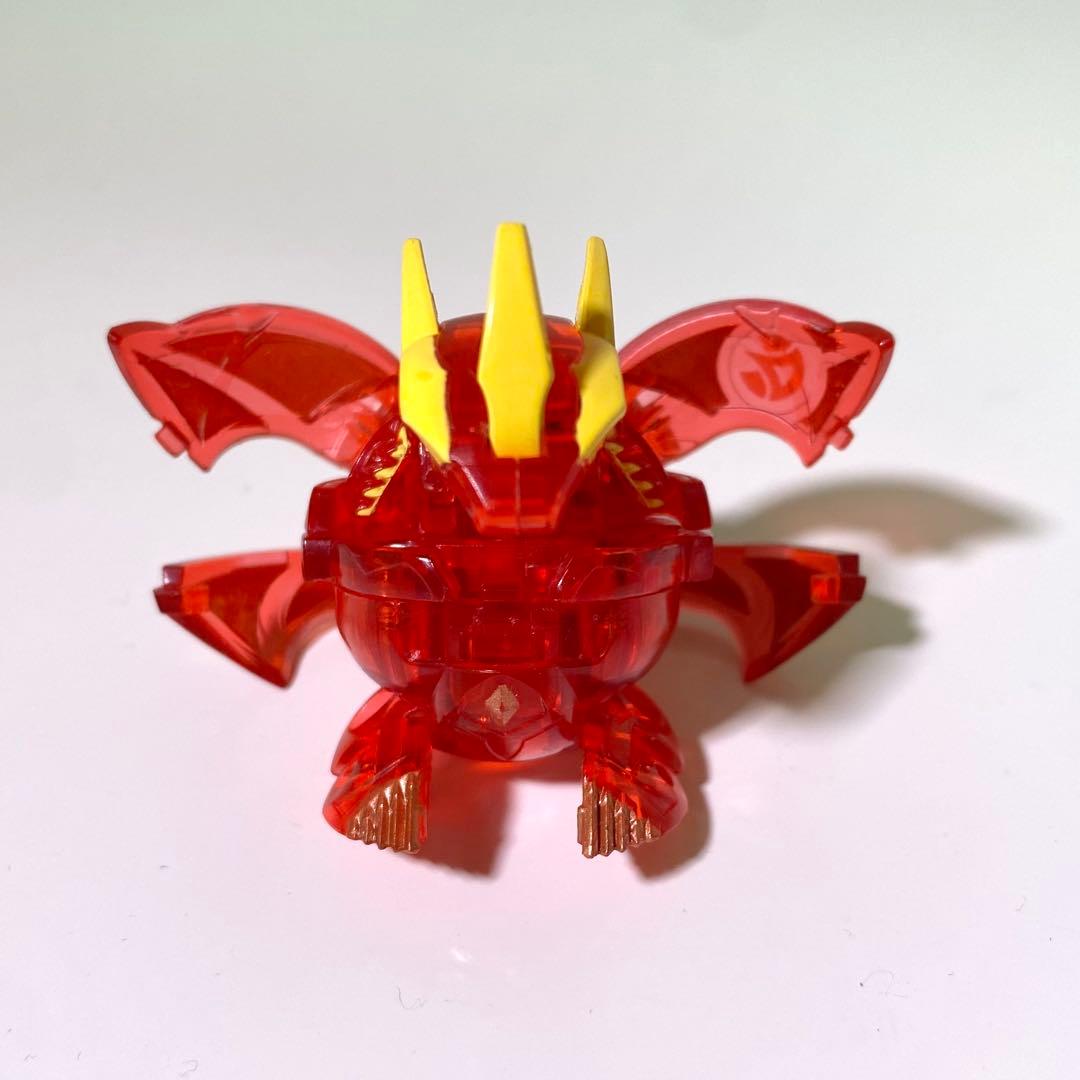 爆丸　クロス・ドラゴノイド クリア DS ディフェンダーオブザコア限定
