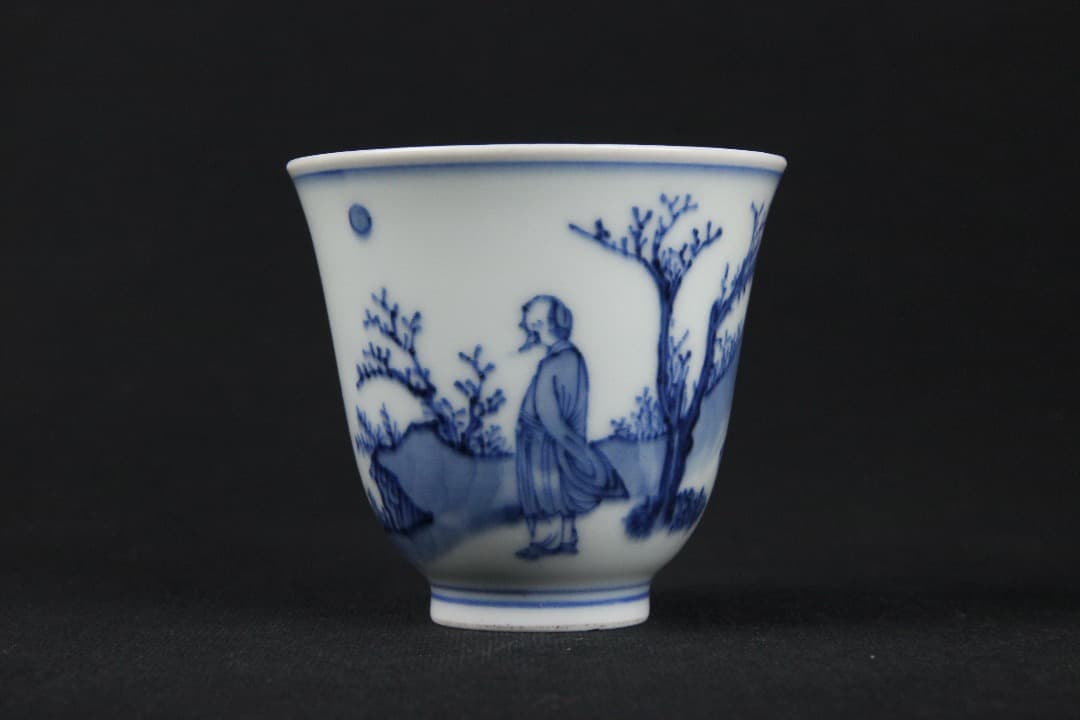 中国美術　青花人物図　杯　盃　成化年製款　景徳鎮　清代　古陶磁器 ES19-12