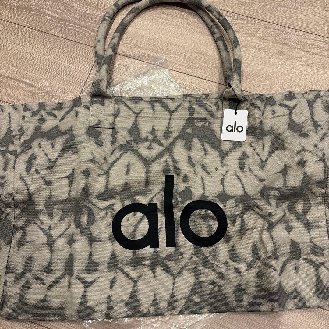 【新品・タグ付き】ALO yogaトートバッグ タイダイ　グレー