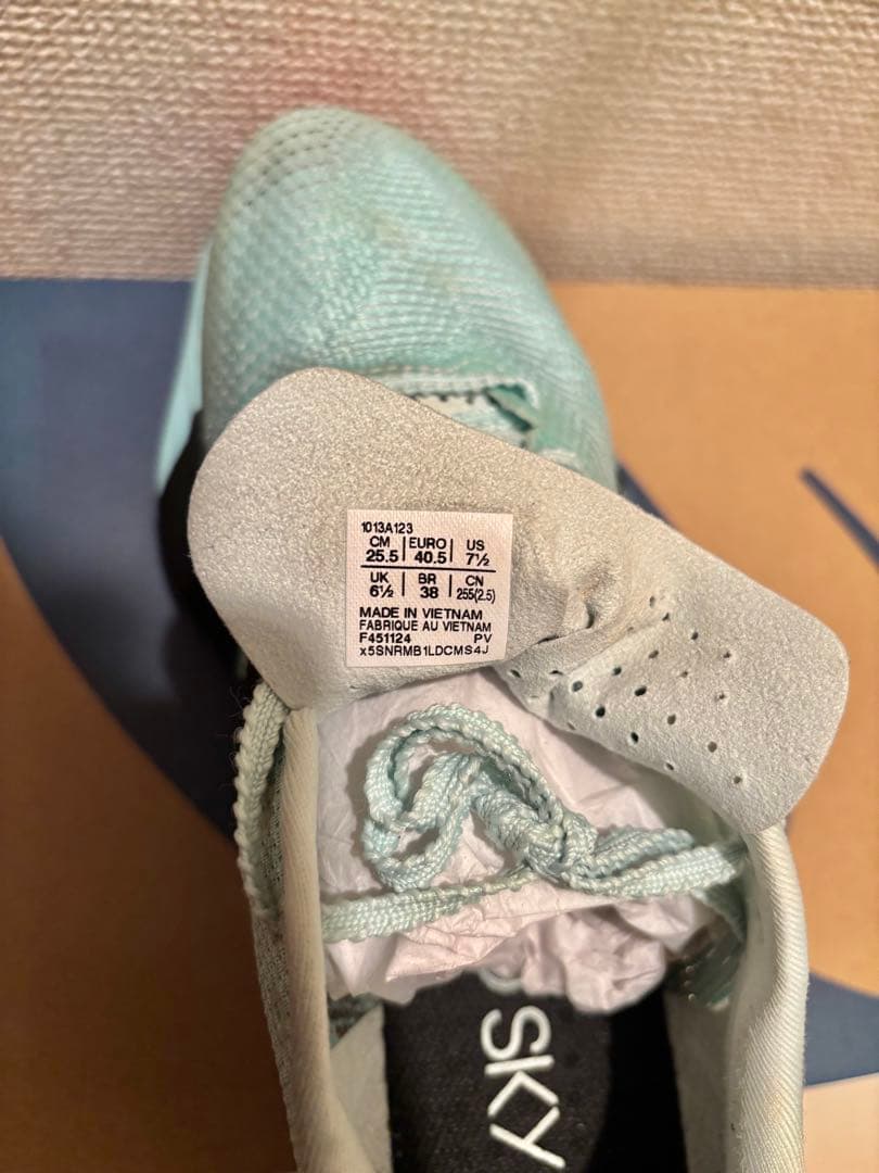 【値下げ】3/25まで　ASICS メタスピード スカイ パリ 25.5cm