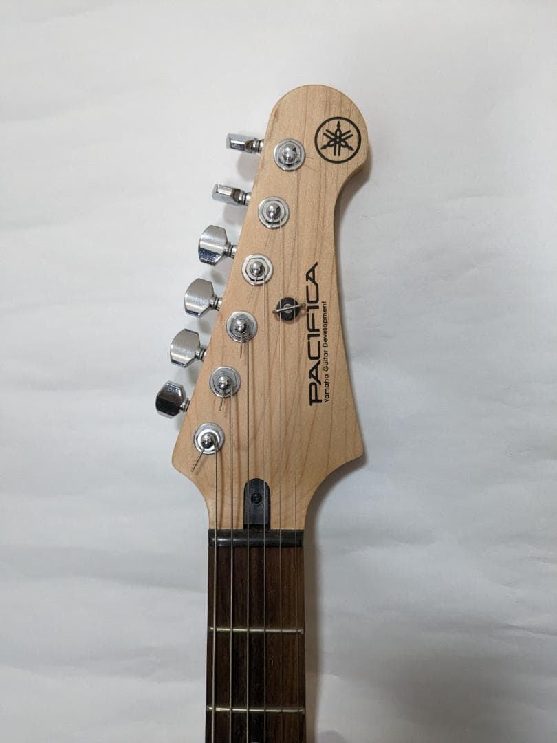 YAMAHA PACIFICA 012 Mod 改造品