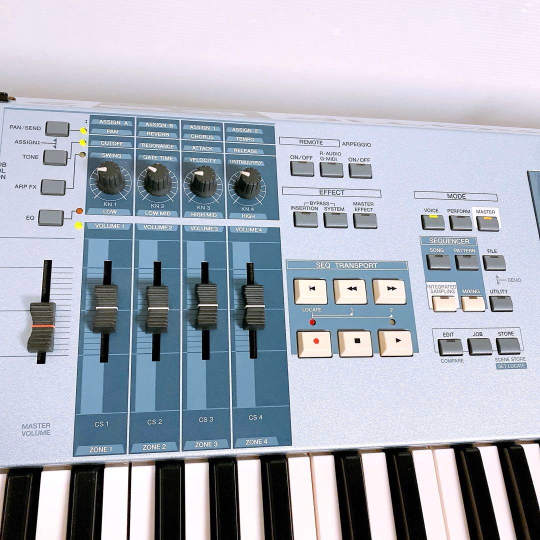 YAMAHA MOTIF ES7　シンセサイザー スタンド付属