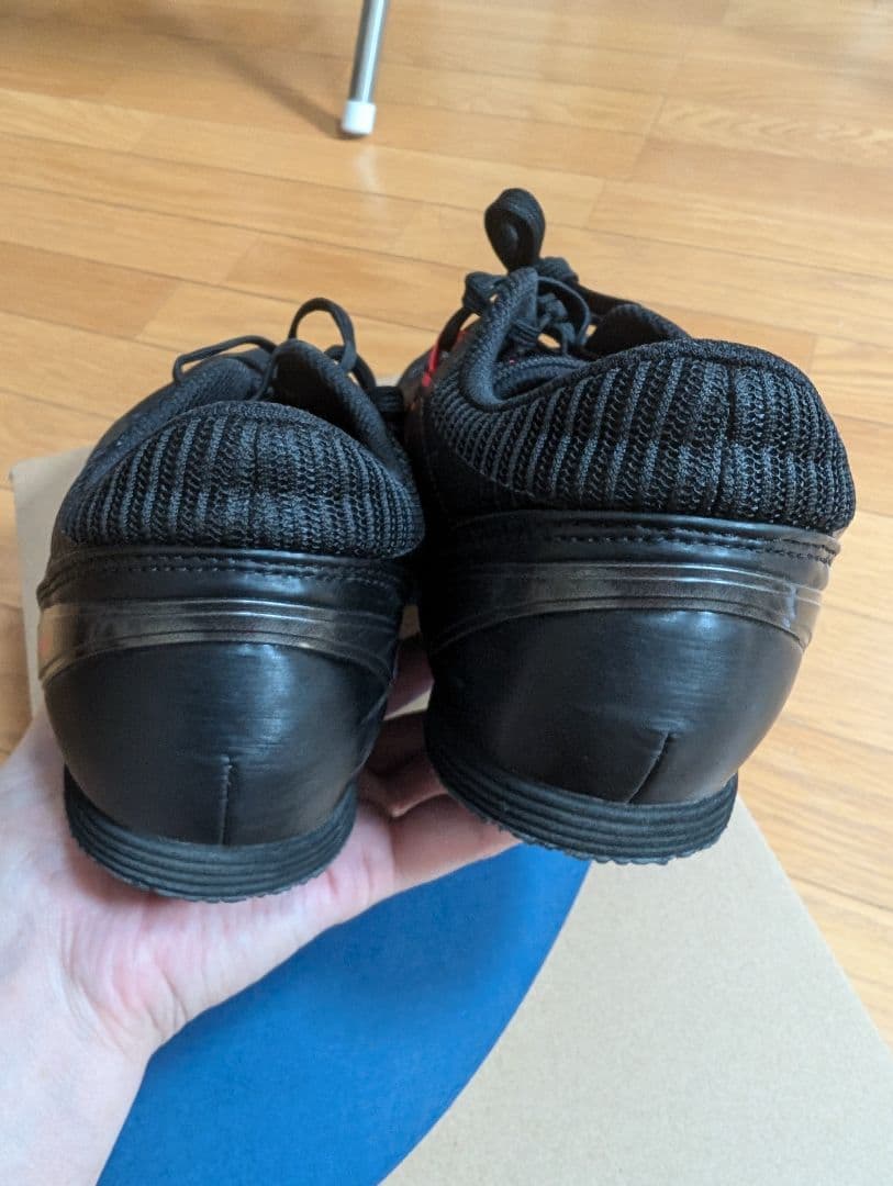 美品　asics　陸上短距離用スパイク　27.5センチ