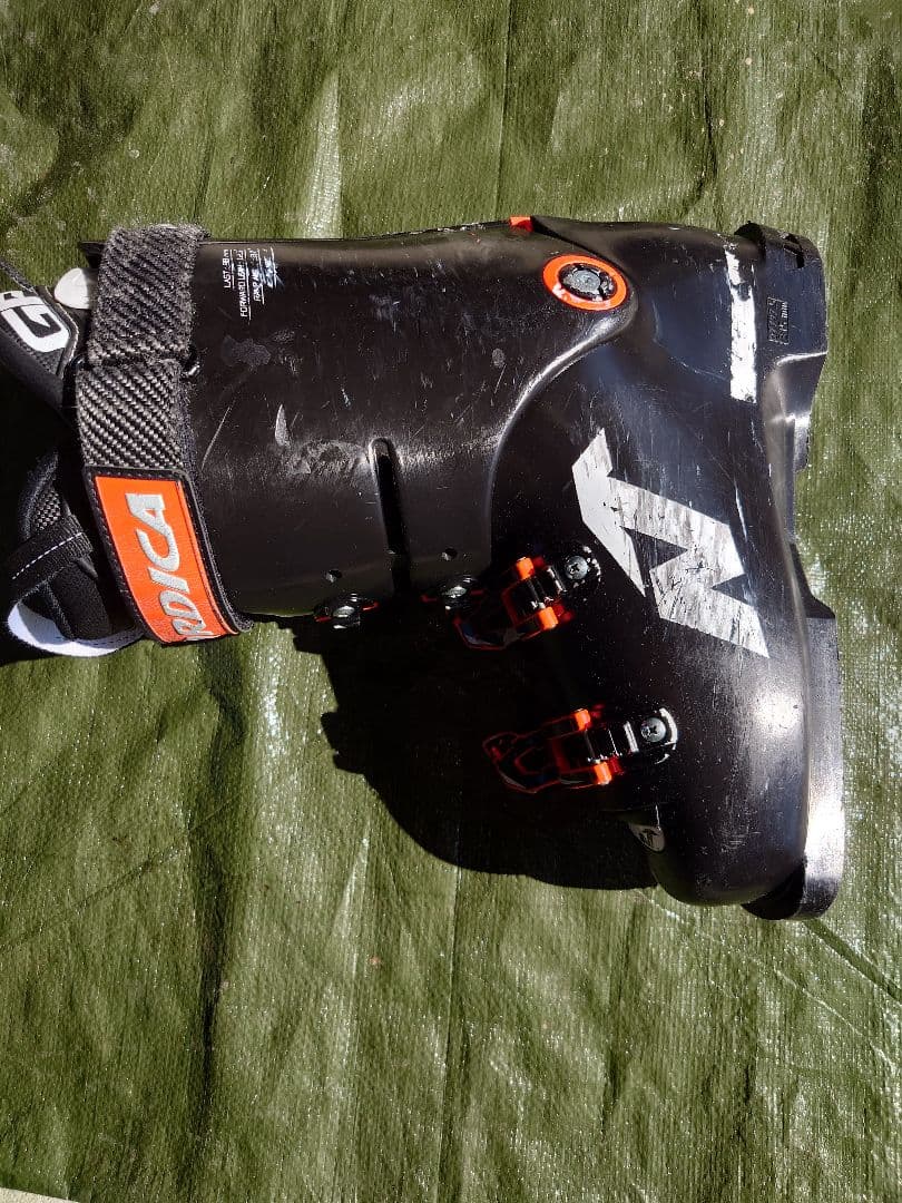 Nordica Dobermann GP 110 スキー用ブーツ