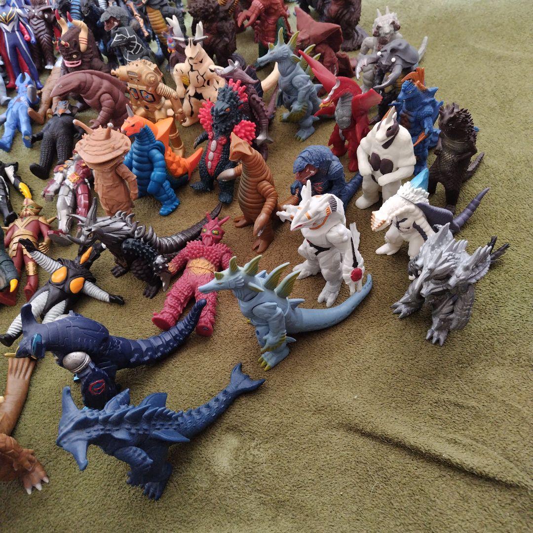 こちらは専用ページになります。 ウルトラマンフィギュア コレクション