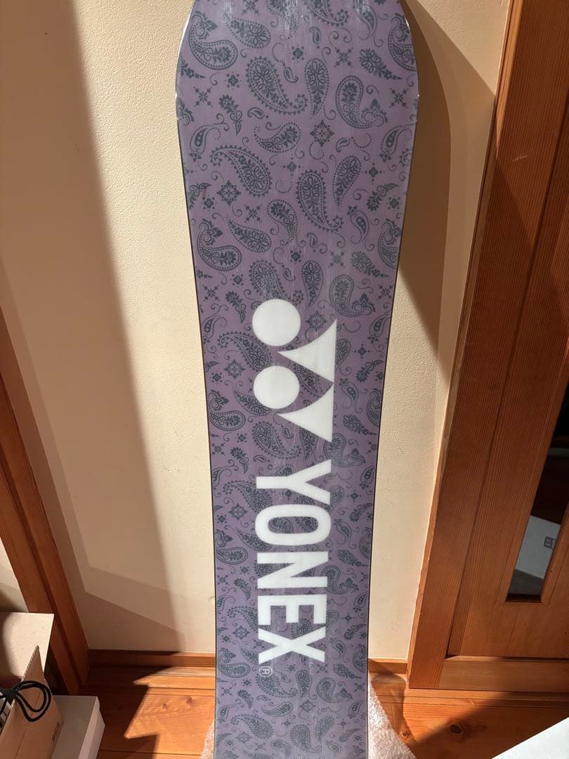 美品　YONEX ACHSE 23-24スノーボード　グラトリ　CROOJA