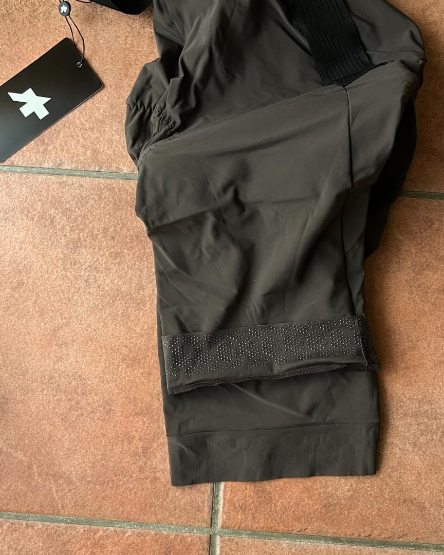 【2026 新品 未使用】ASSOS ロングライド系 ビブショーツ / Sサイズ