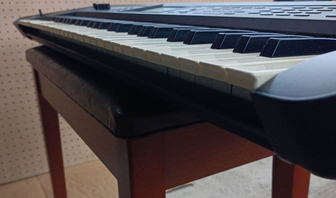 KORG　KROME61鍵盤シンセサイザー