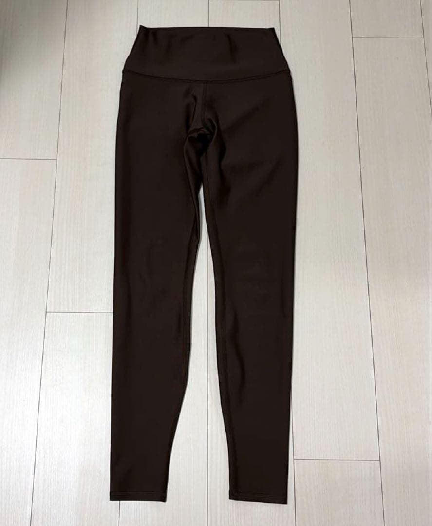 alo yoga High-Waist Airlift Legging sサイズ
