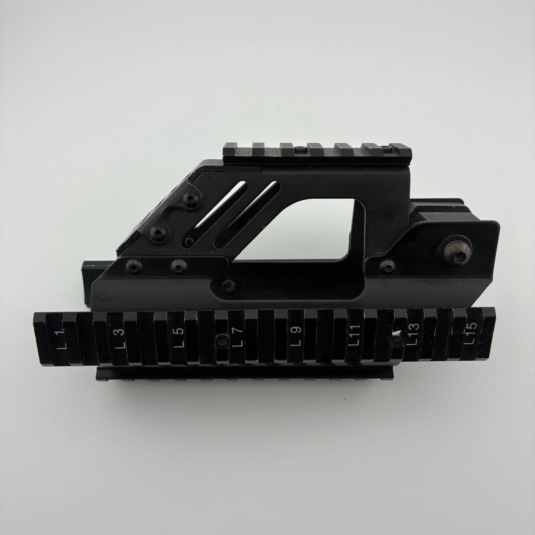 絶版品　LayLax P90用ハンドガード　AK47用マウントベース　東京マルイ
