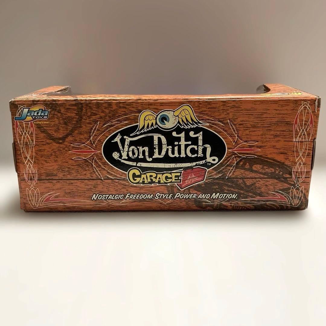 Von Dutch GARAGE 1/24 ‘51 MERCURY