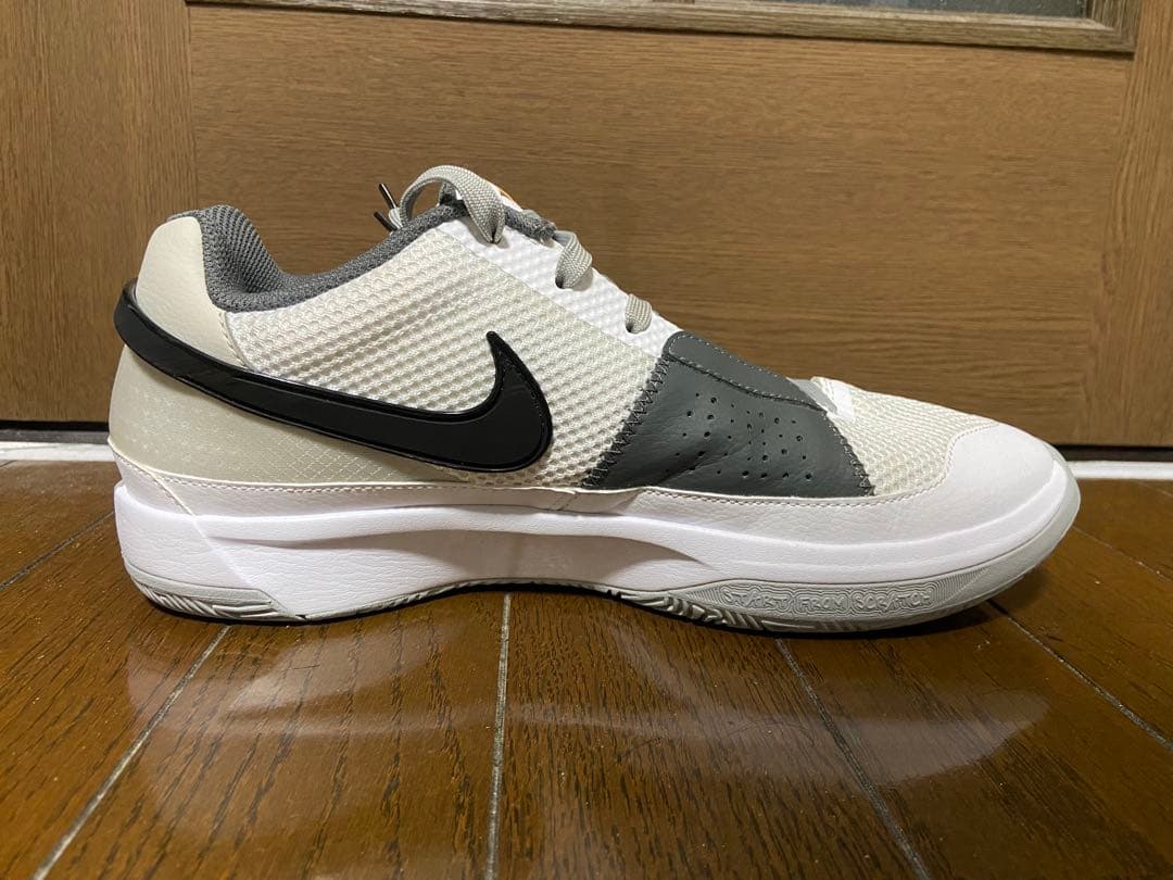 Nike バスケットボールシューズ ホワイト/グレー