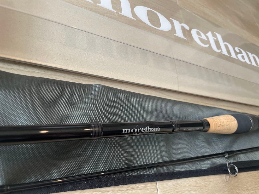 美品 ダイワ morethan WADING MASTER 90L モアザン