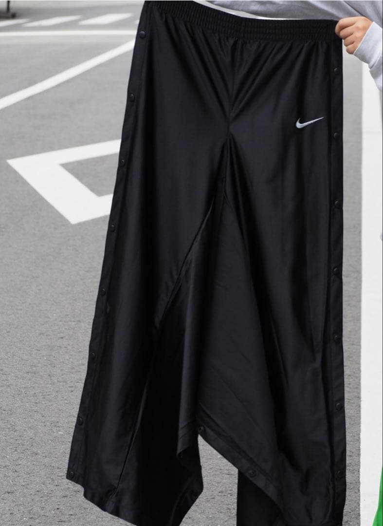 1990’s NIKE トラックパンツ レア　サイドボタン付き ジャージパンツ