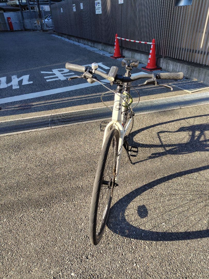 キャノンデール　クイック4 ホワイト クロスバイク ディスクブレーキ 700C