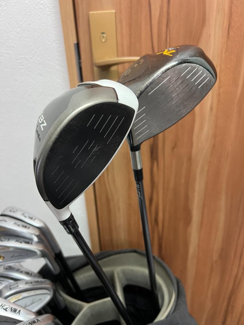 ゴルフクラブ12本グルフバッグセット　テイラーメイド　HONMA