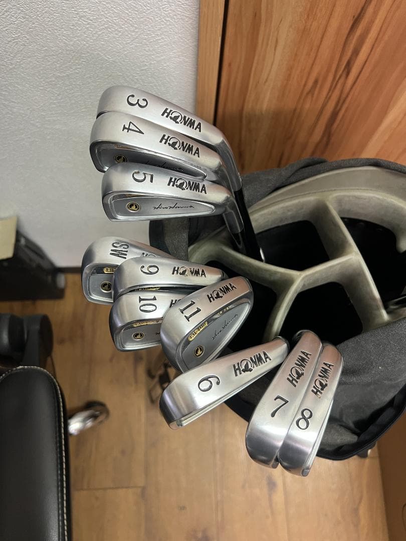 ゴルフクラブ12本グルフバッグセット　テイラーメイド　HONMA
