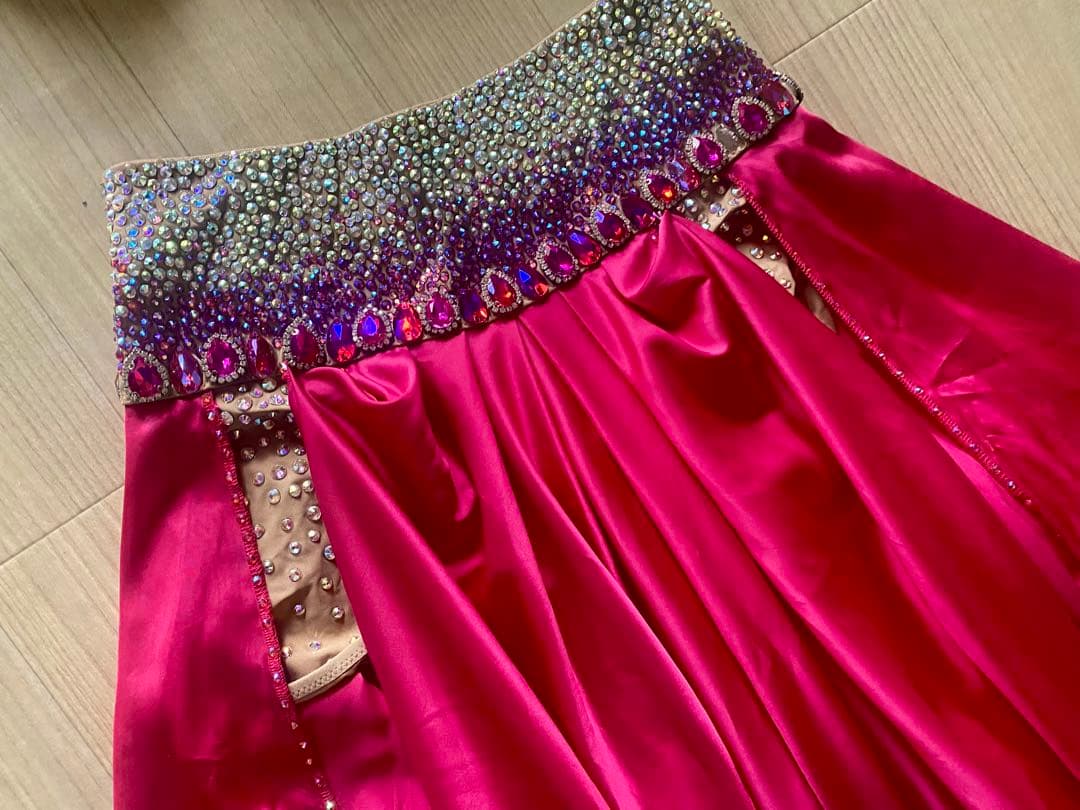 【貴重】入手困難isadora designベリーダンスコスチューム衣装♡ピンク
