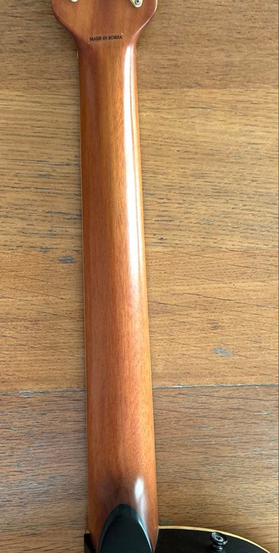 Ovation Celebrity CSE48（CE48後継モデル）ワインレッド