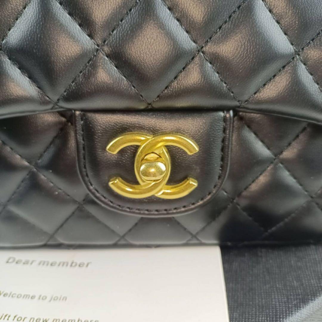 CHANELノベルティ ハンドルゴールドロゴプレート キルティング バッグ非売品