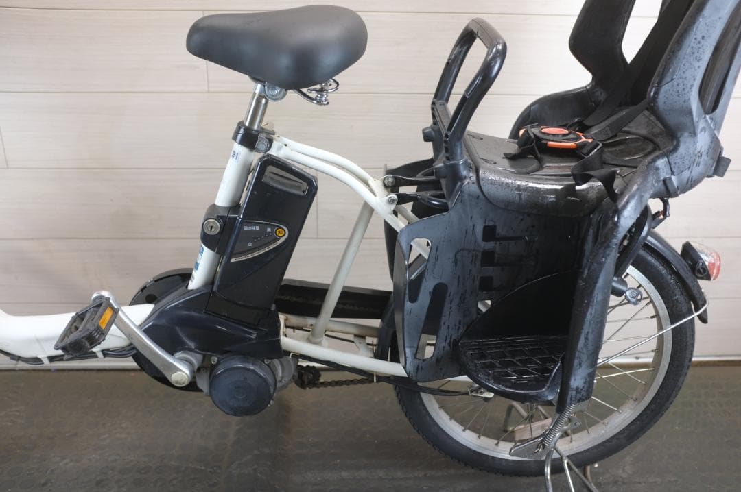 電動自転車 パナソニック ギュット　20インチ　3段　8.0Ah充電器あり