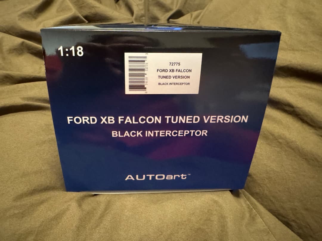 AUTOart 1/18 フォード XB ファルコン チューンド・バージョン