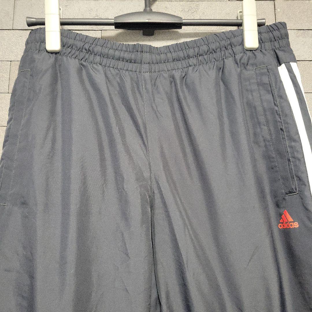 アディダス　adidas ウィンドブレーカー 上下セット　スポーツ　運動