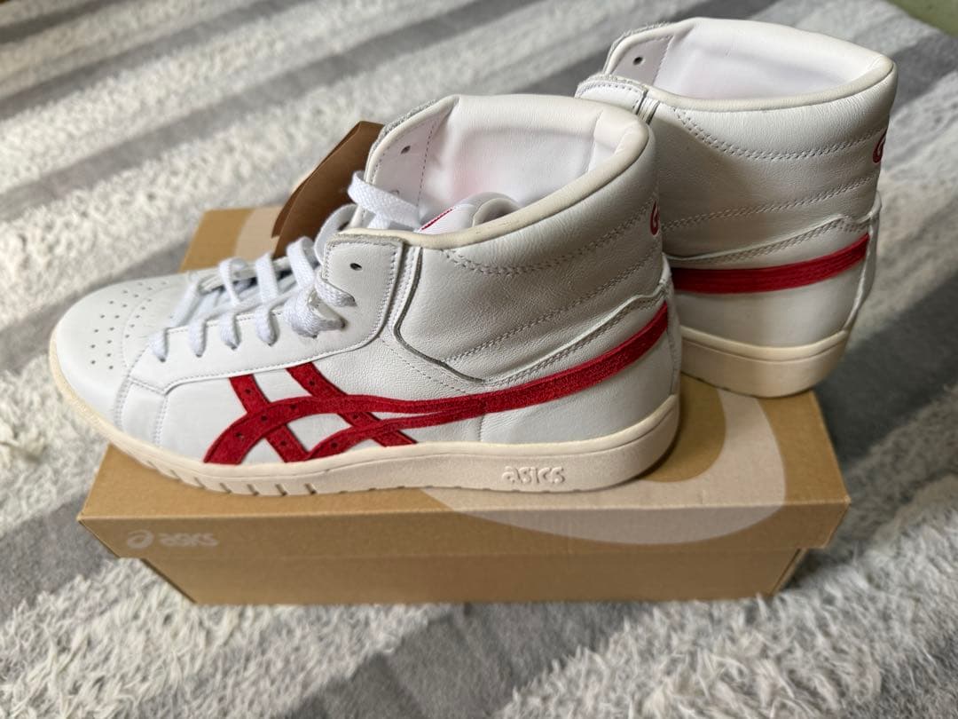 ASICS バスケットシューズ ハイカット ホワイト/レッド