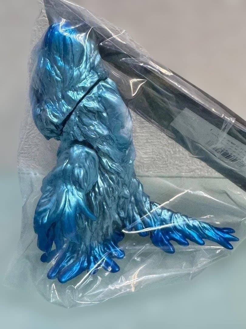 CCP　ミドルサイズ　ヘドラ　アイスブルーver.　ヨドバシカメラ限定カラー