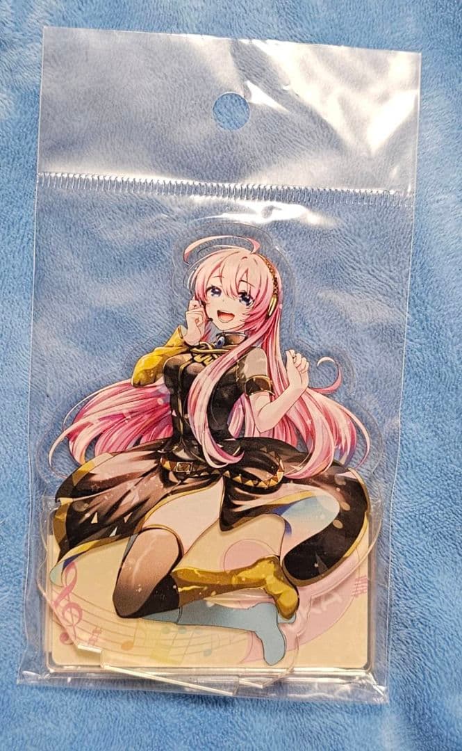 巡音ルカ　アクリルスタンド　白雪とわ　よみうりランド　エテルノレシ　初音ミク
