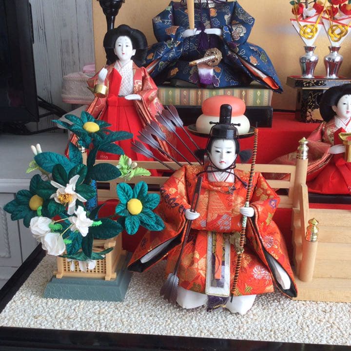 【定価250000円】雛人形　可愛い　桃の日　ひな祭り　オルゴール　組み立て不要