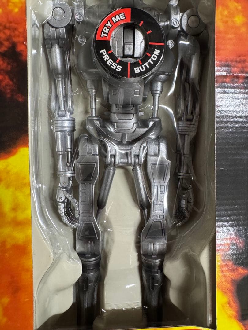 【希少】Terminator 2 T-2エンドスケルトンのフィギュア USJ購入