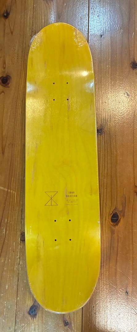 SOUR スケートボードデッキ　8.375インチ