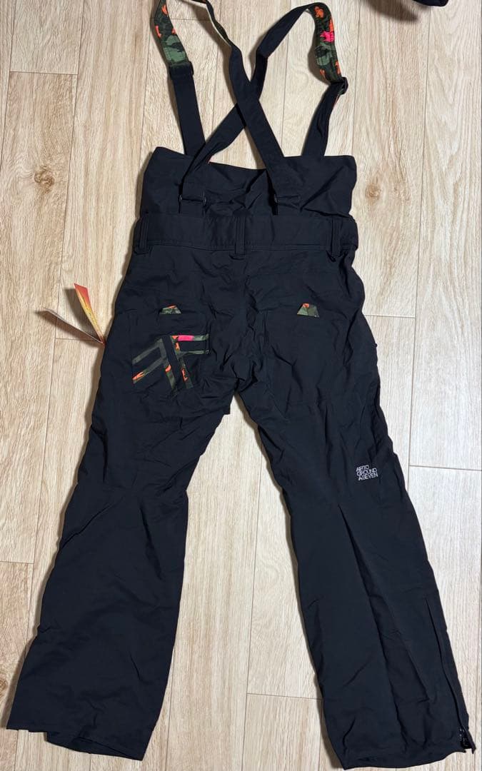 新品未使用　スキー　スノボ　ウェア　パンツ単体