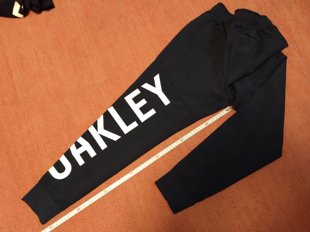OAKLEYのビッグロゴがオシャレ＆カッコいい☆オークリージャージセットアップM