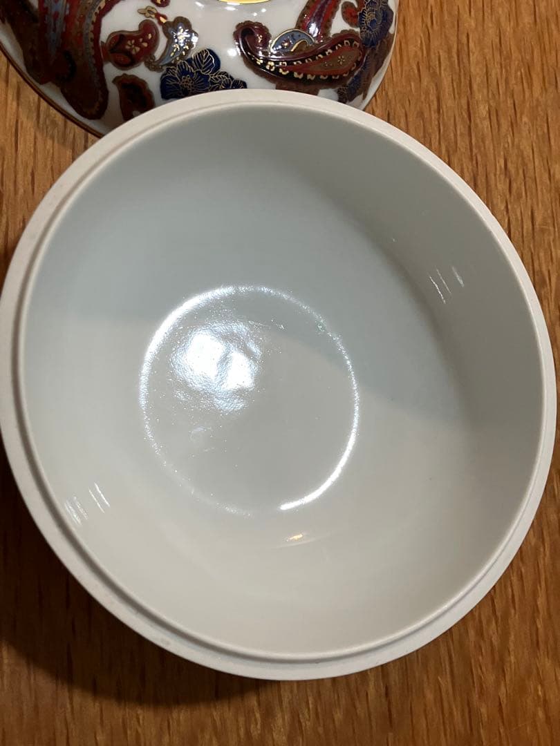 蓋もの　蓋つき　椀　大蓋　ペイズリー柄